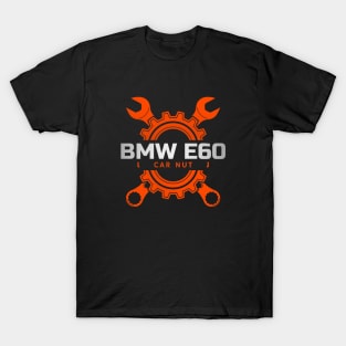 BMW E60 CAR NUT WITH GEAR & 2 SPANNERS T-Shirt